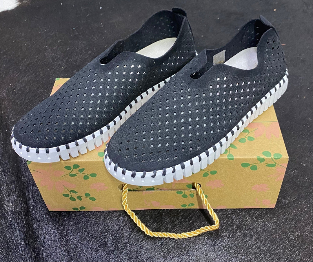 Ilse Jacobsen Slip On Black-Slip Ons-Isle of Jacobsen-Whiskey Ray's Boutique, Women's Western Wear Boutique in Waxahachie, TX