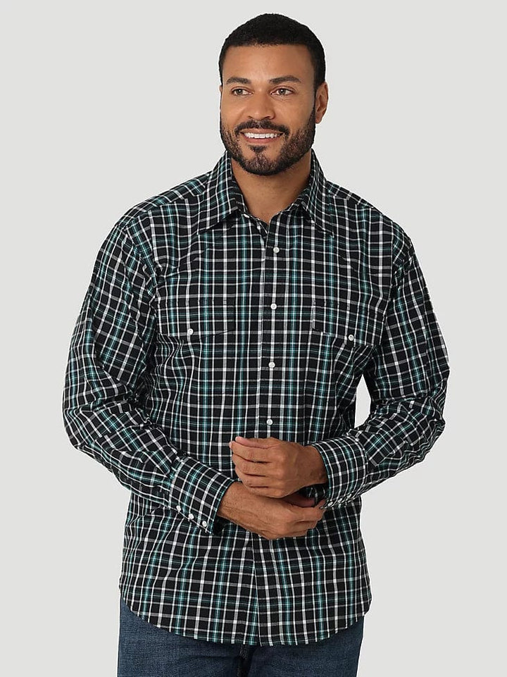 Men's Wrinkle Resist Long Sleeve Western Snap Shirt-Men's Shirts-Wrangler-Whiskey Ray's Boutique, Women's Western Wear Boutique in Waxahachie, TX